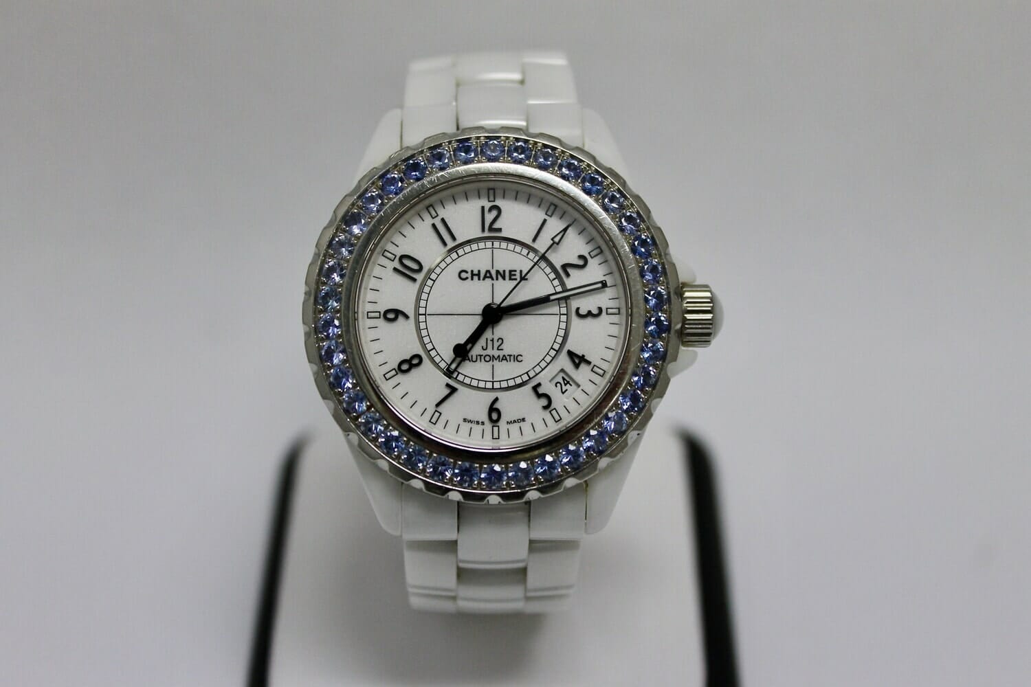 H1182 Chanel J 12 - White Large Size with Sapphires