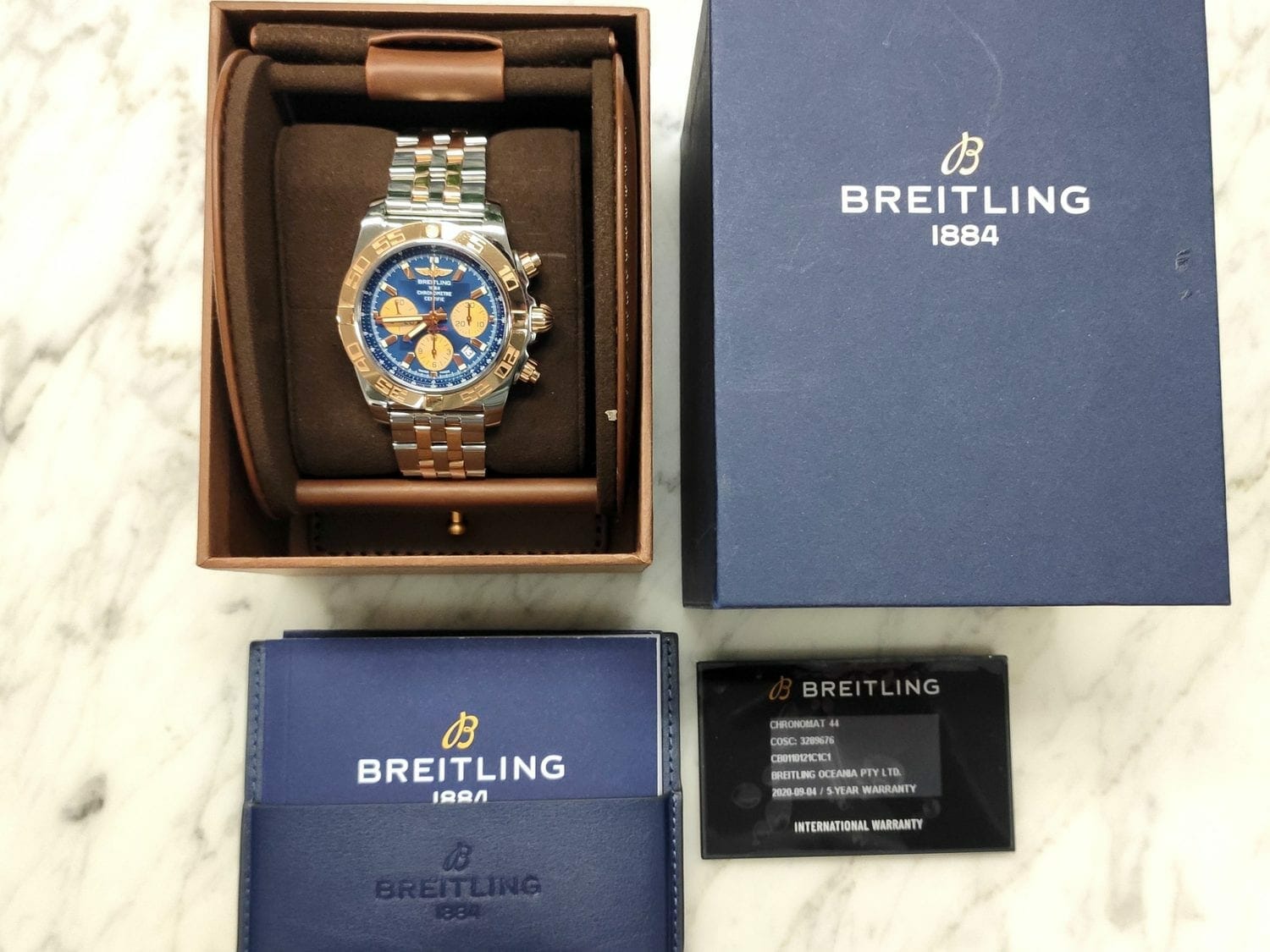 Breitling - CB0110121C1C1 - Chronomat - Two Tone 44mm - Blue Dial ...