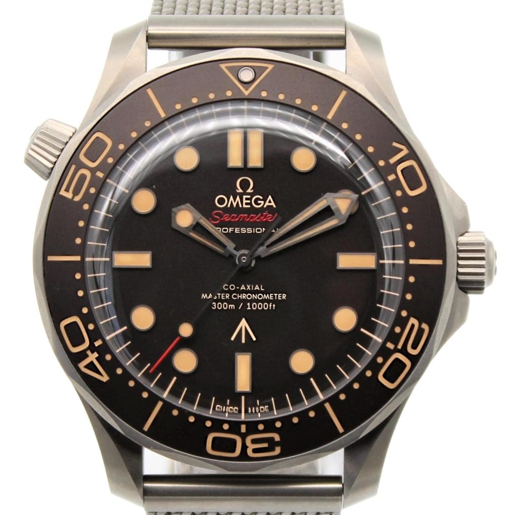 Omega-Seamaster-Diver-42mm-James -Bond-007-Edition-dive-watch