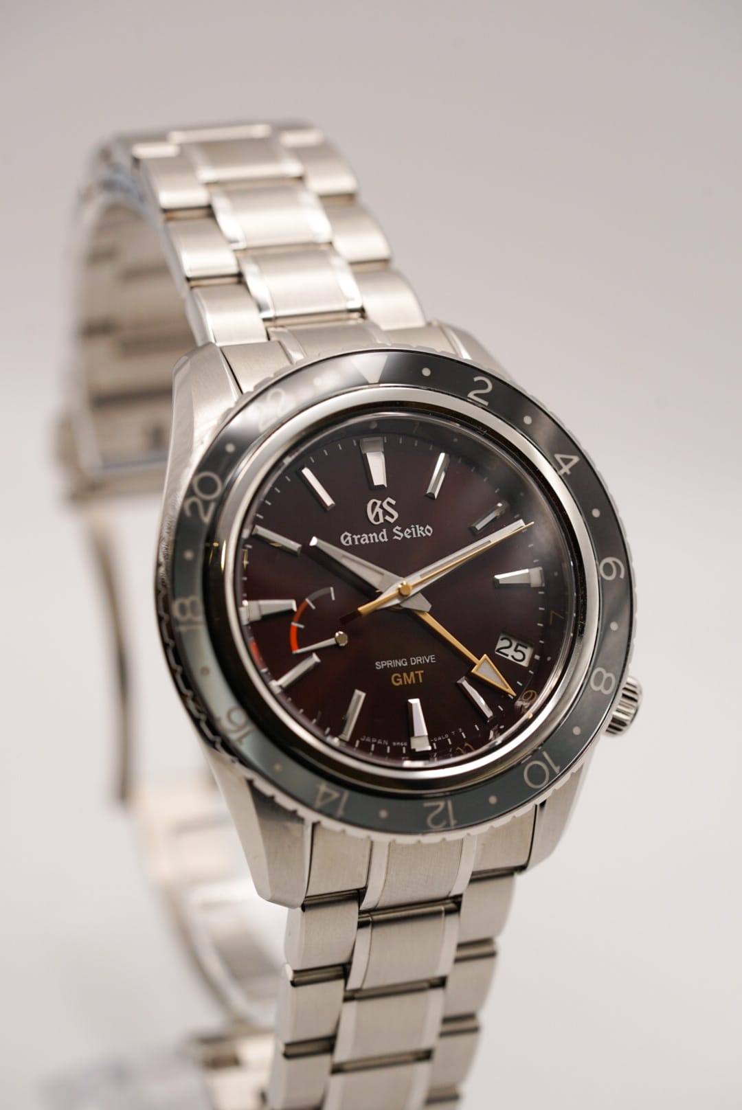 Grand Seiko Spring Drive GMT SBGE245 Red Burgundy Dial Black Bezel  Stainless Steel Limited 600 Pieces 44mm - Luxury Watches | Buy Genuine  Brands Rolex Omega IWC | Zaeger