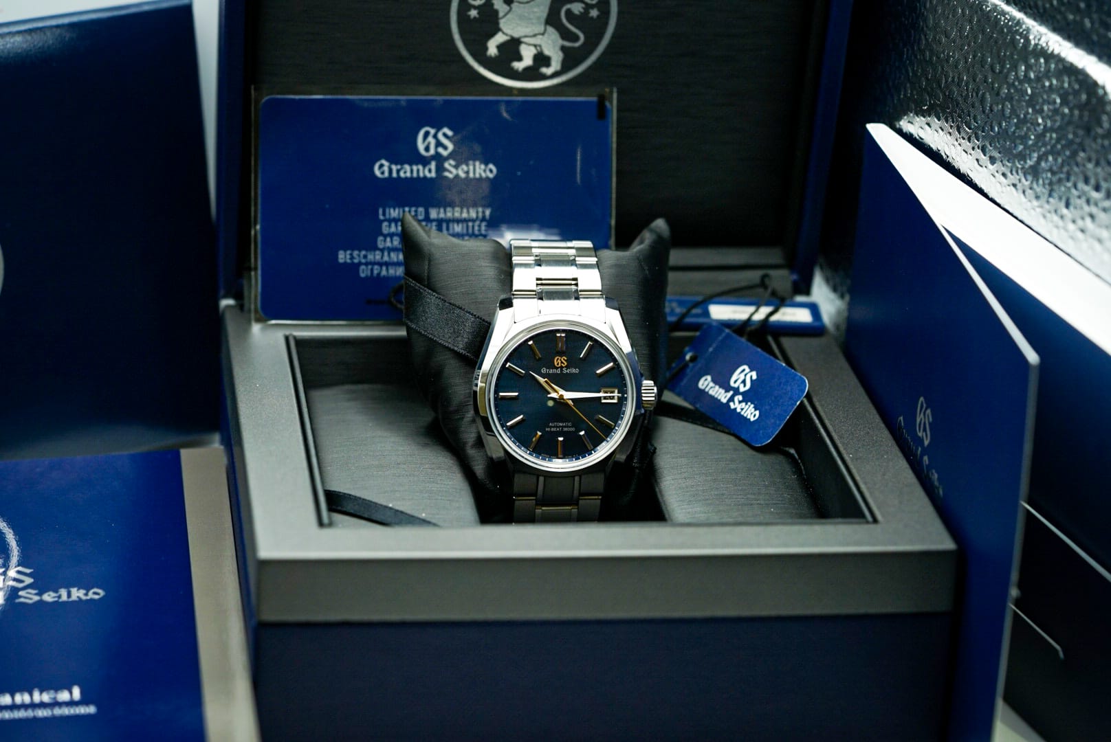 Grand Seiko Heritage SBGH273 Blue Dial Four Season Shubun Autumn Stainless  Steel 40mm - Luxury Watches | Buy Genuine Brands Rolex Omega IWC | Zaeger