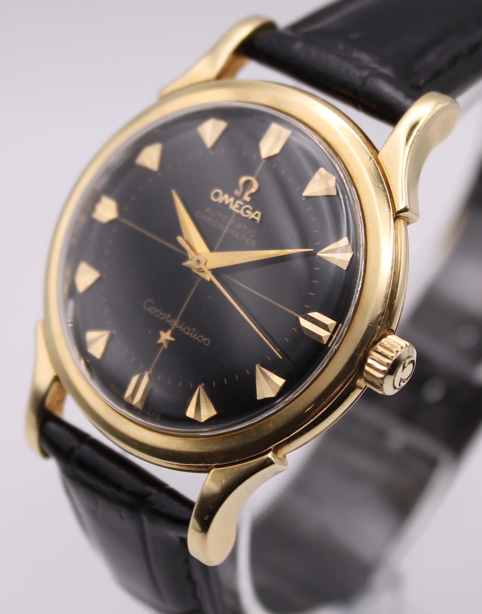 Omega pie pan online black dial