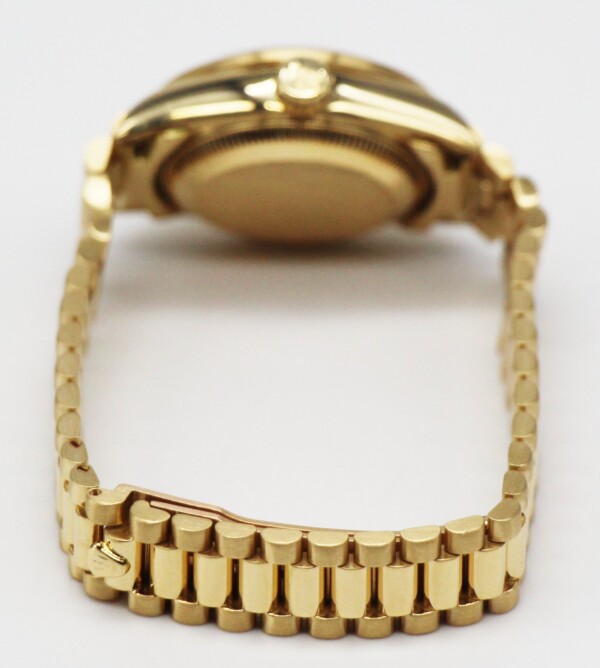Rolex Datejust 26mm 18k Yellow Gold Diamond Bezel Mother of Pearl Dial 79138 - Image 4
