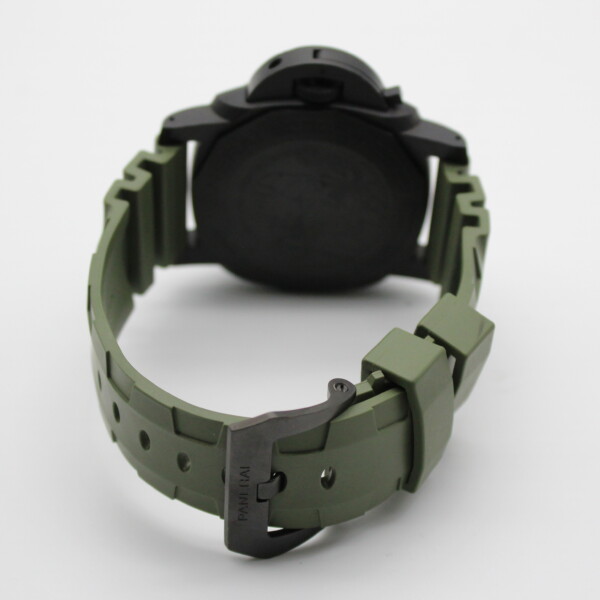 Panerai Submersible Marina Millitare 47mm Carbon Dial Carbotech Case PAM00979 - Image 4