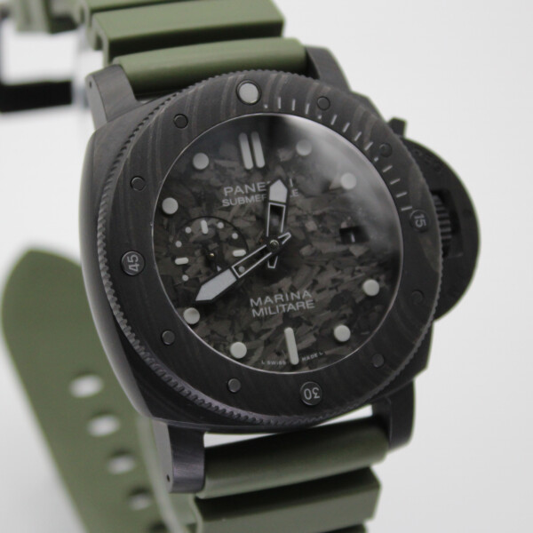 Panerai Submersible Marina Millitare 47mm Carbon Dial Carbotech Case PAM00979 - Image 3