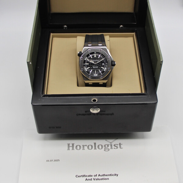 Audemars Piguet Royal Oak Offshore Diver 42mm Black Dial Stainless Steel 15710ST - Image 5