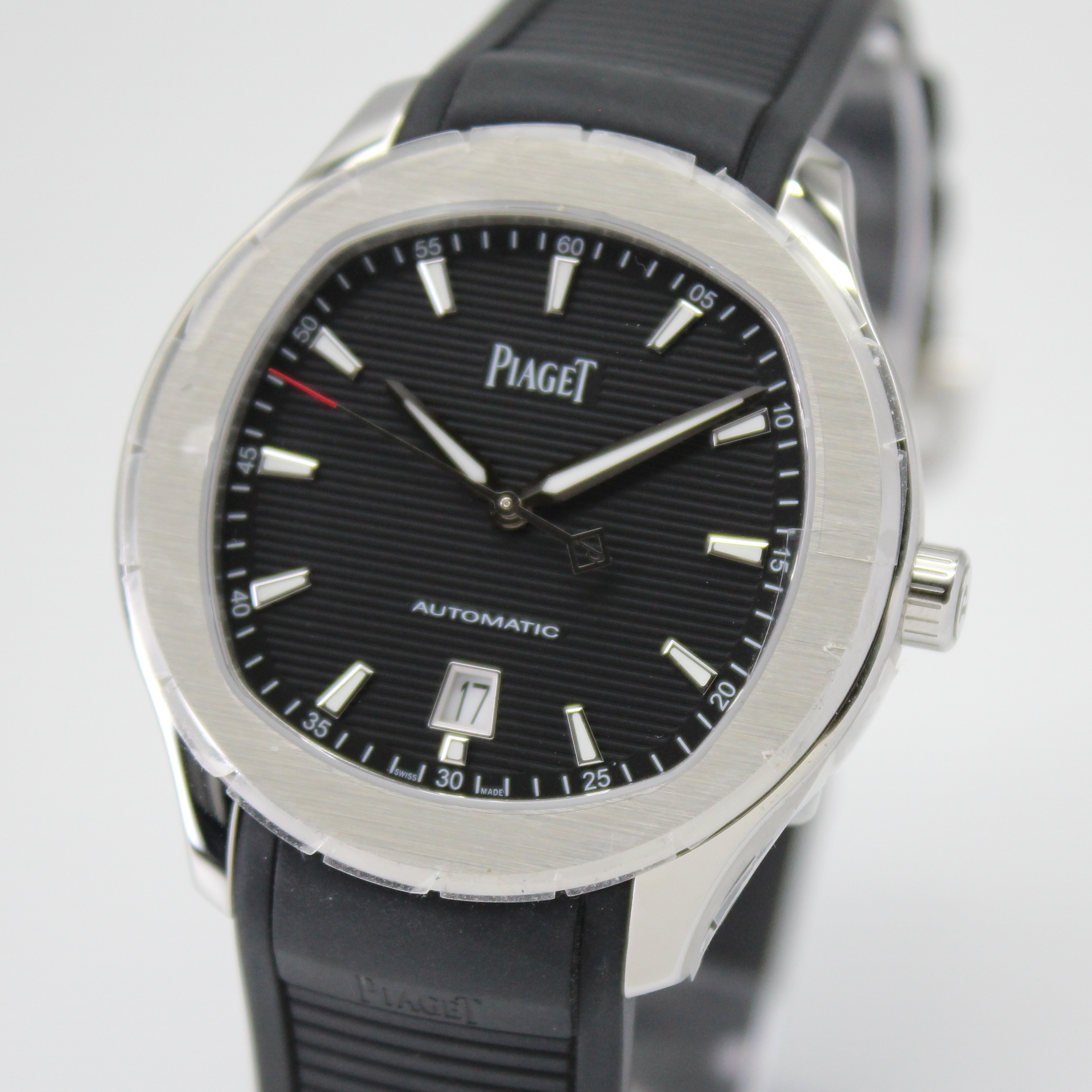 Piaget Polo Date 42mm Black Dial Stainless Steel G0A47014 - Image 2