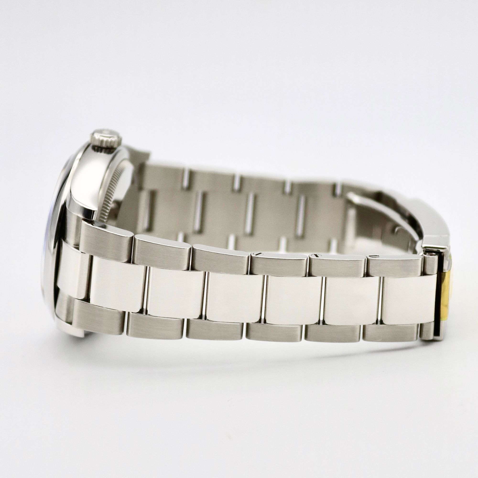 Rolex Datejust 36mm Smooth Bezel Oyster Bracelet Silver Dial 126200 - Image 4