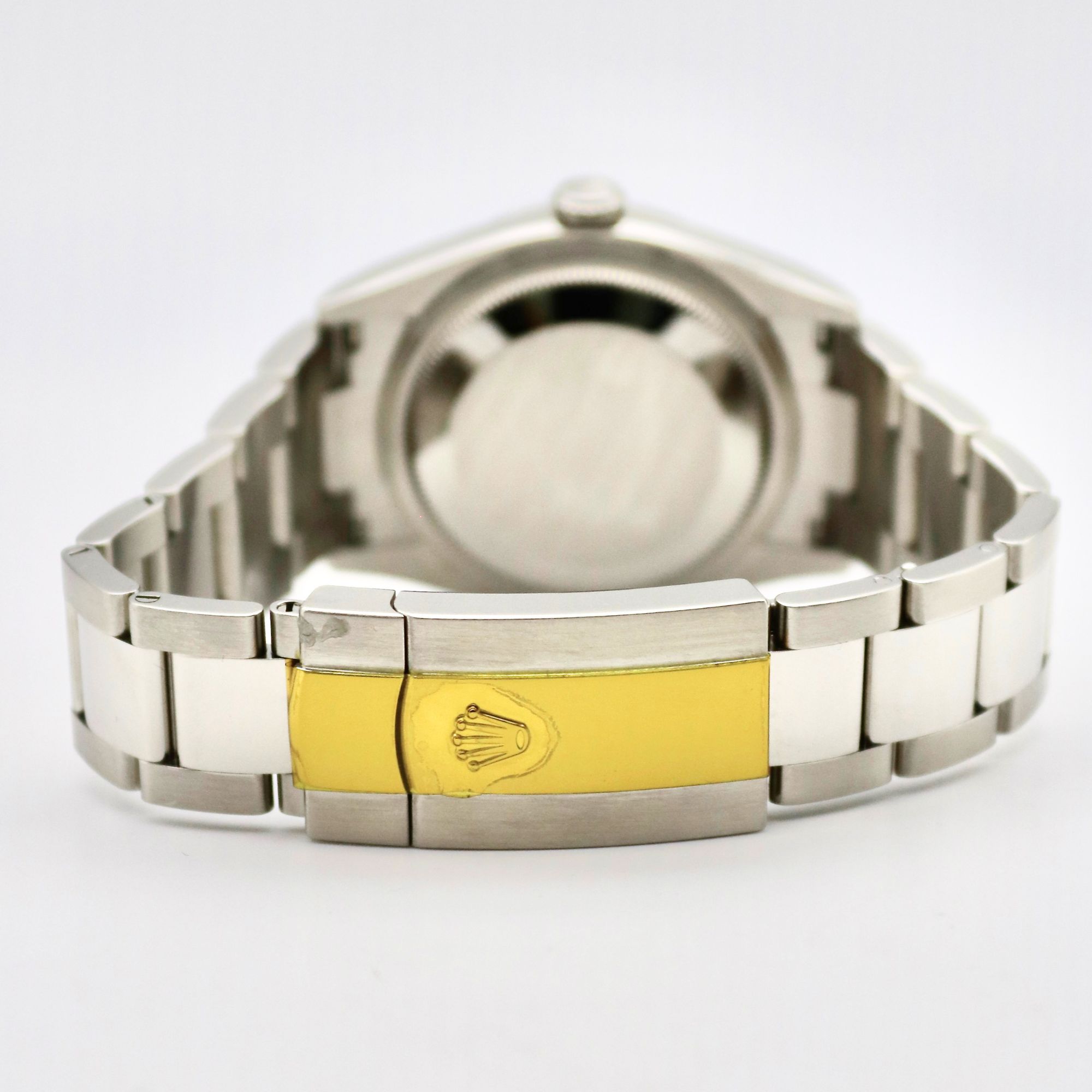 Rolex Datejust 36mm Smooth Bezel Oyster Bracelet Silver Dial 126200 - Image 6