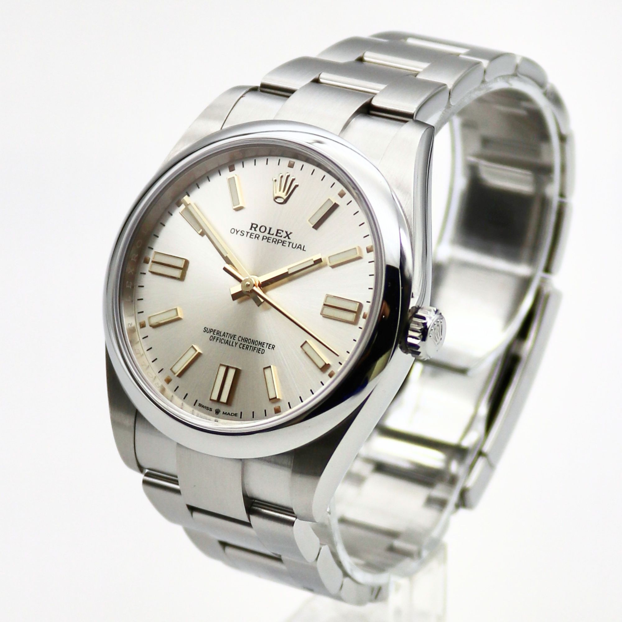 Rolex Oyster Perpetual 41mm Stainless Steel Silver Dial 124300 - Image 2
