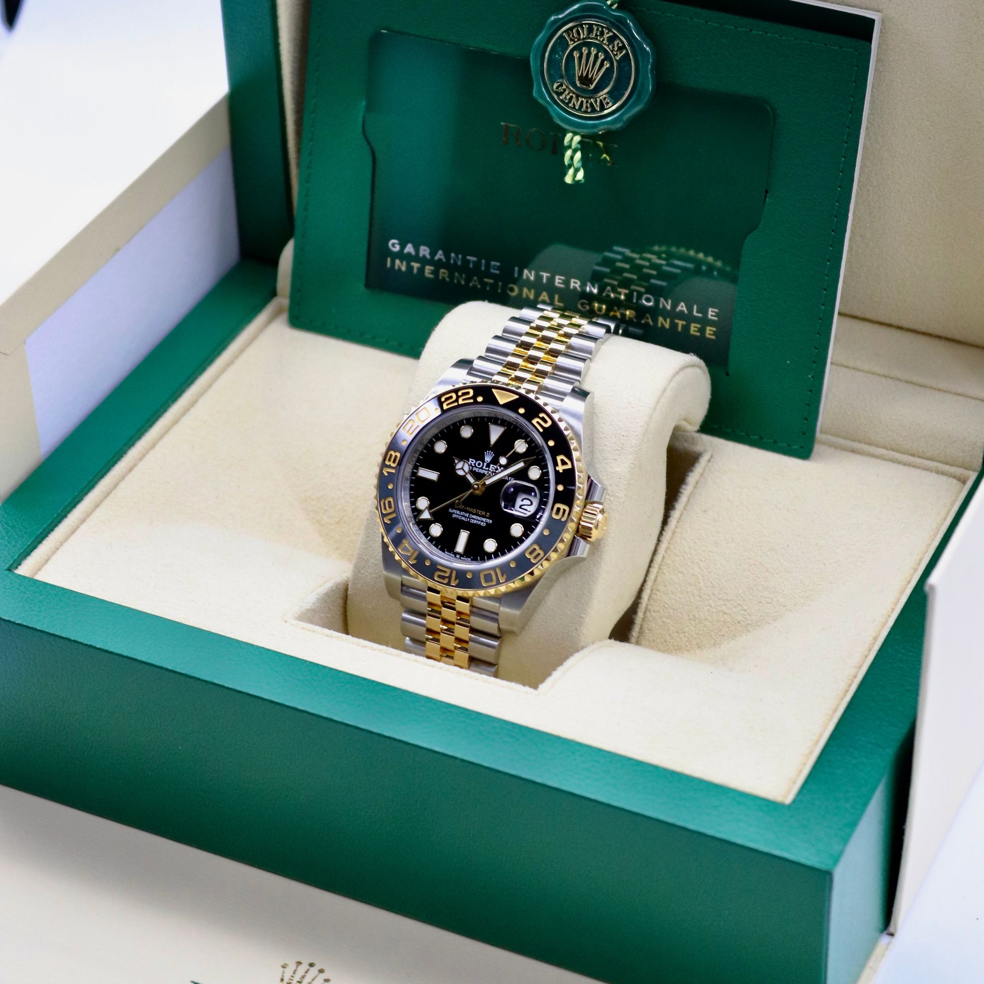 Rolex GMT-Master II 40mm Black Dial Two-Tone Yellow Gold 126713GRNR - Image 7
