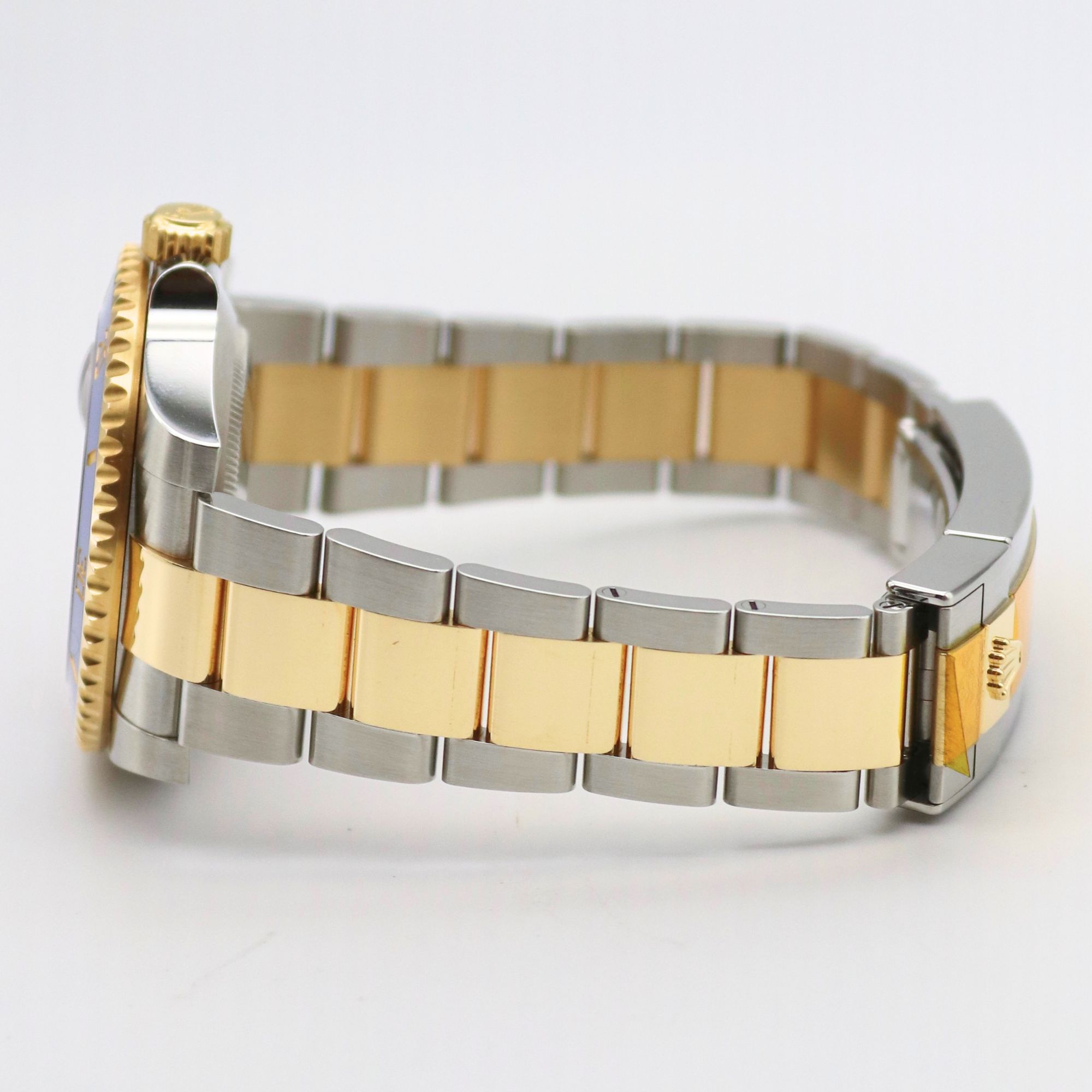 Rolex Submariner Date "Bluesy" 40mm Blue Dial 18k Yellow Gold/Stainless Steel 116613LB - Image 4