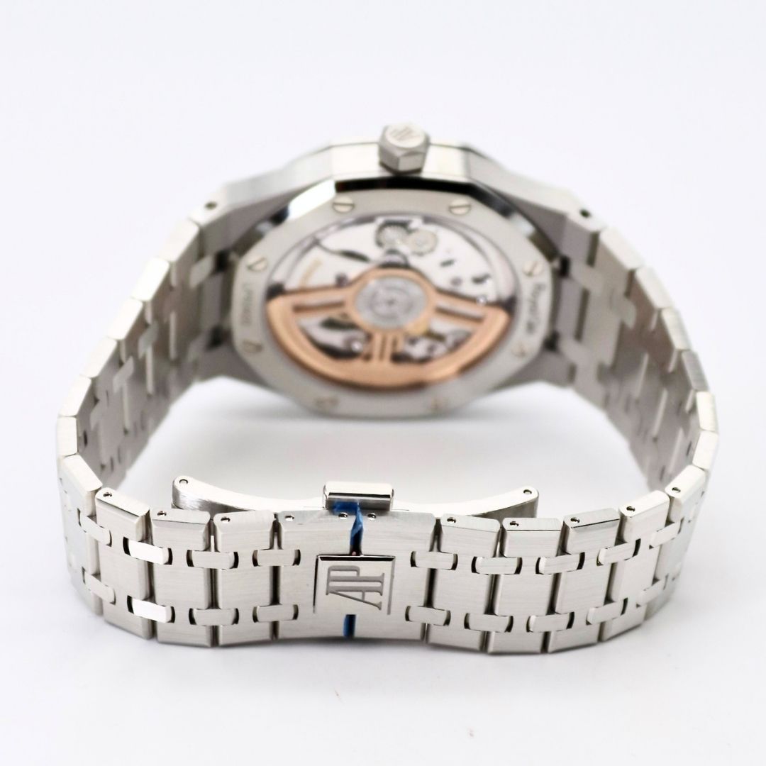 Audemars Piguet Royal Oak Selfwinding 41 mm Stainless Steel Khaki Green Dial 15510ST.OO.1320ST.09 - Image 6
