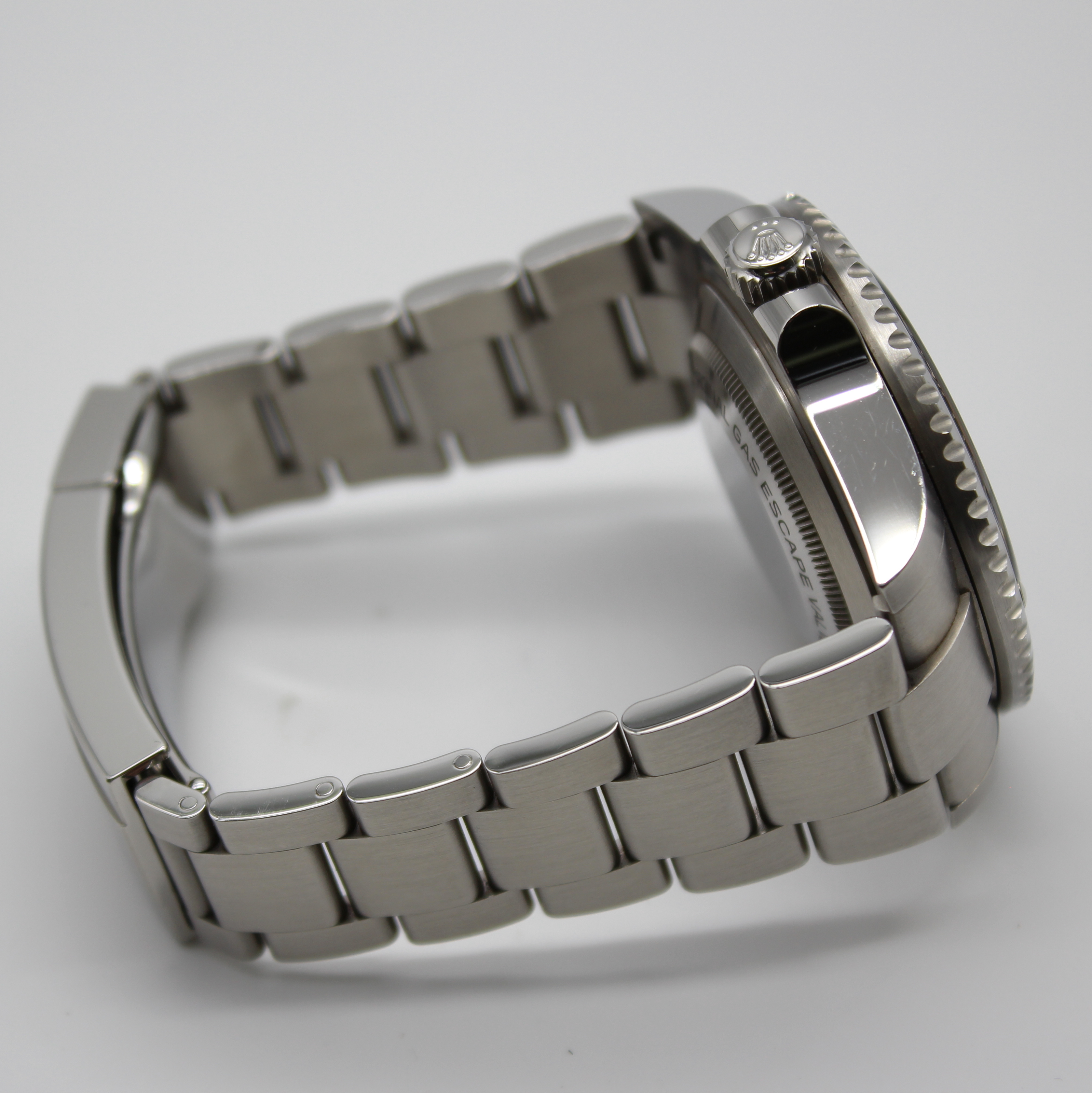 Rolex Sea-Dweller 43mm Black Dial Stainless Steel 126600 - Image 5
