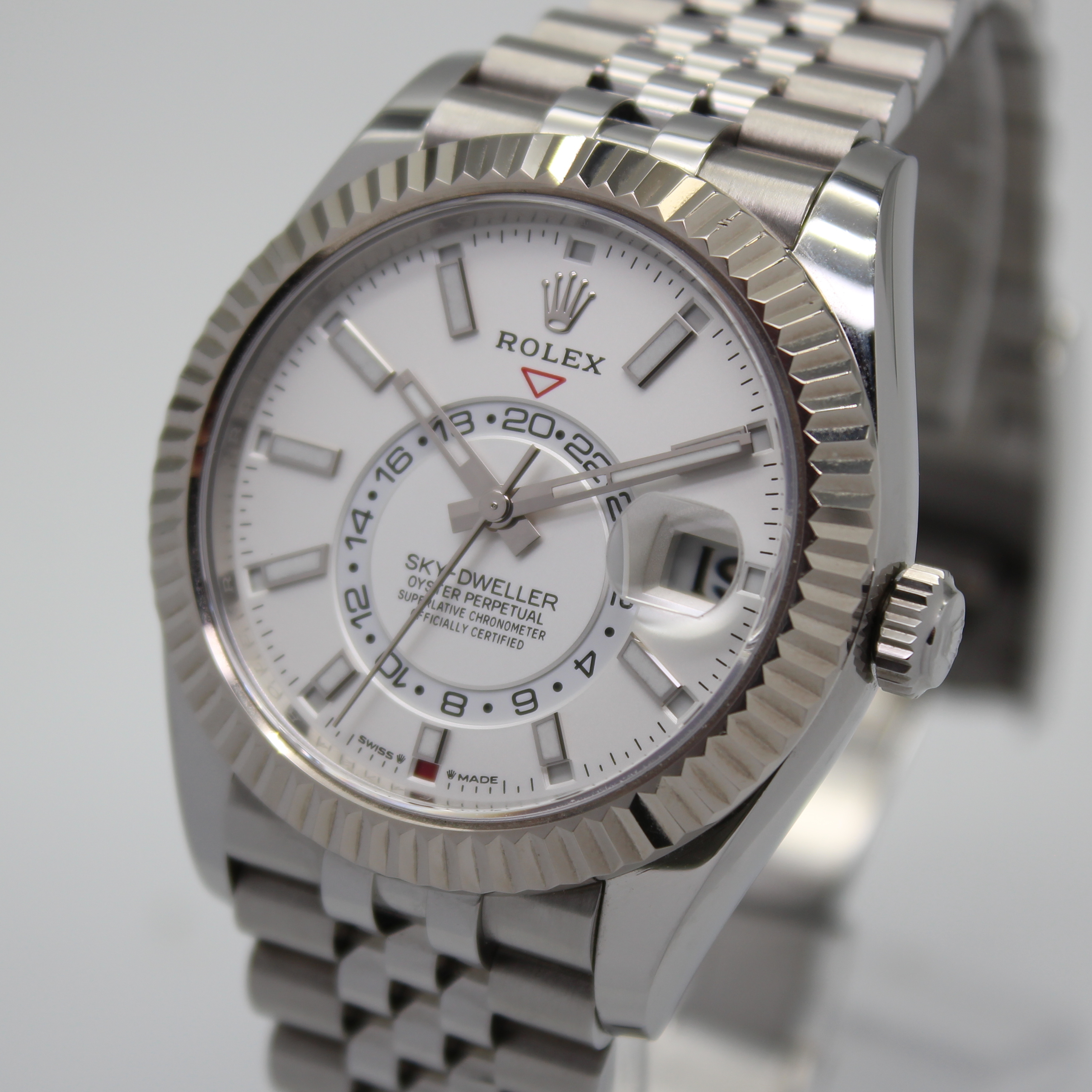 Rolex Sky-Dweller 42mm White Dial Stainless Steel Jubilee Bracelet 336934 - Image 2
