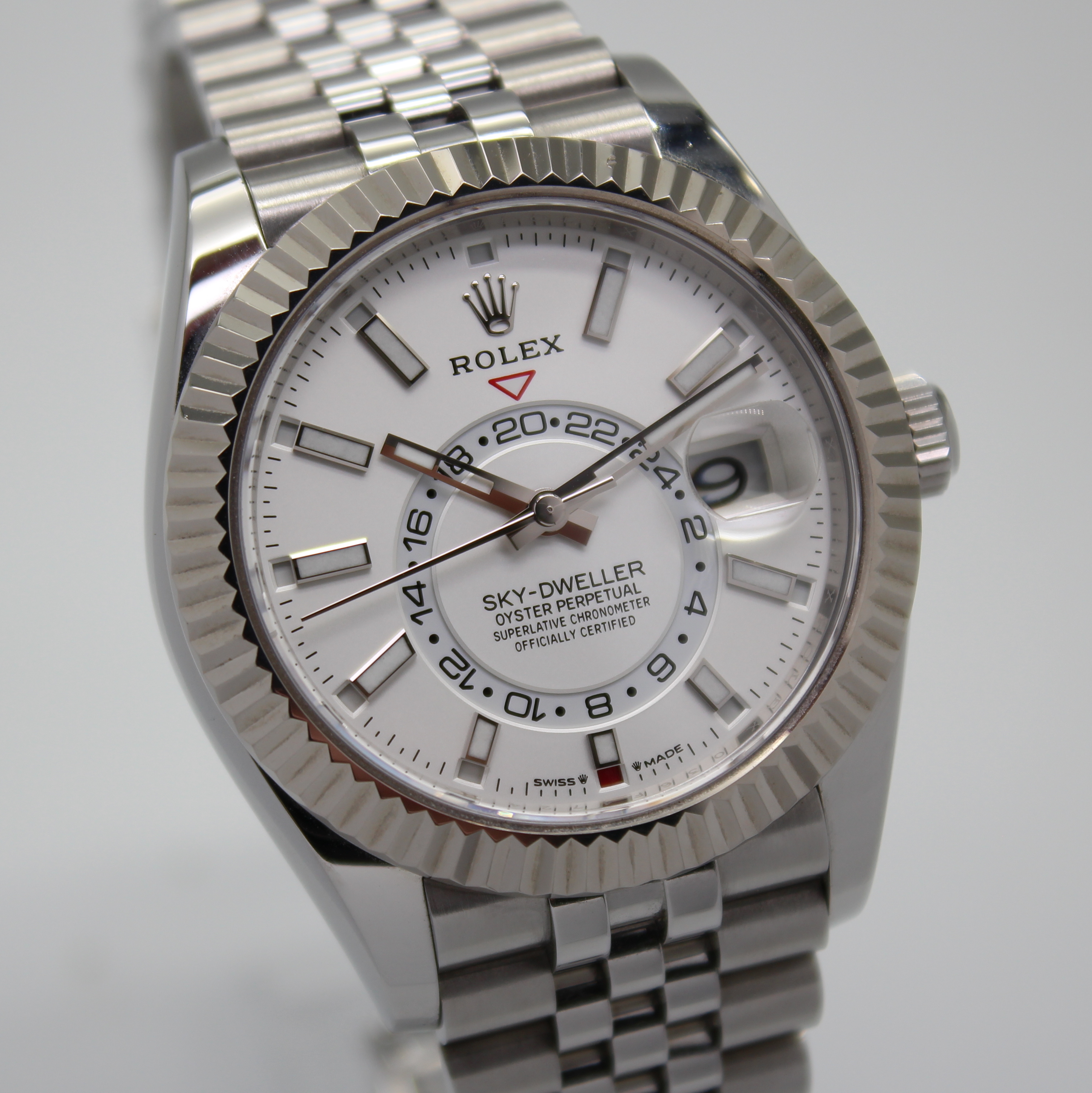 Rolex Sky-Dweller 42mm White Dial Stainless Steel Jubilee Bracelet 336934 - Image 3