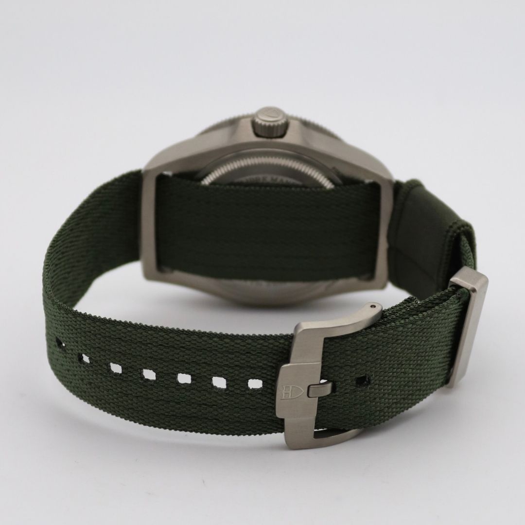 Tudor Pelagos FXD GMT 42mm Black Dial Titanium Green Fabric Strap 2542G267NU - Image 4