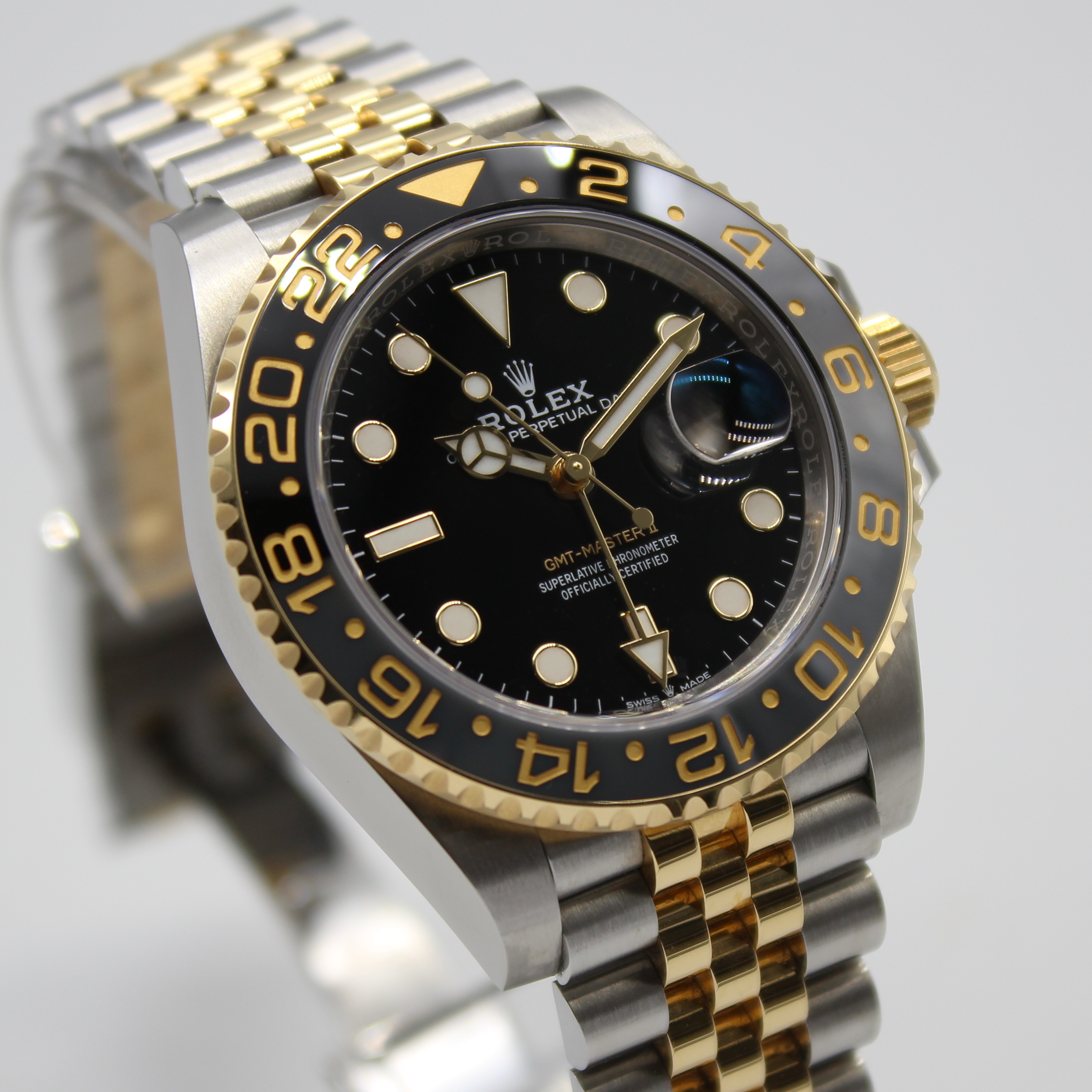 Rolex GMT-Master II 'Zombie' 40mm Jubilee Bracelet Stainless Steel/18k Yellow Gold 126713GRNR - Image 3