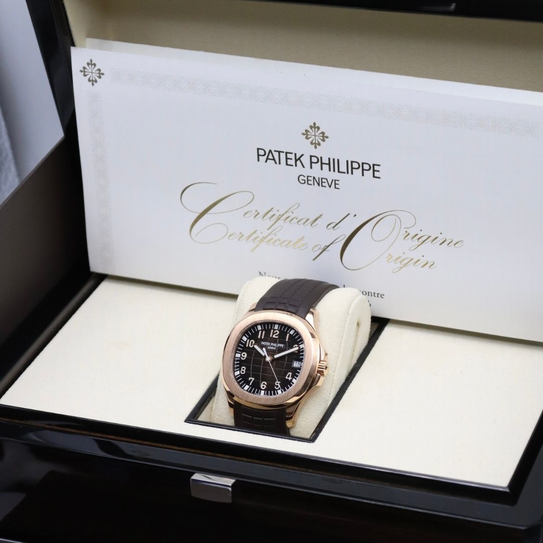 Patek Philippe Aquanaut 18k Rose Gold Automatic 40mm 5167R-001 - Image 5