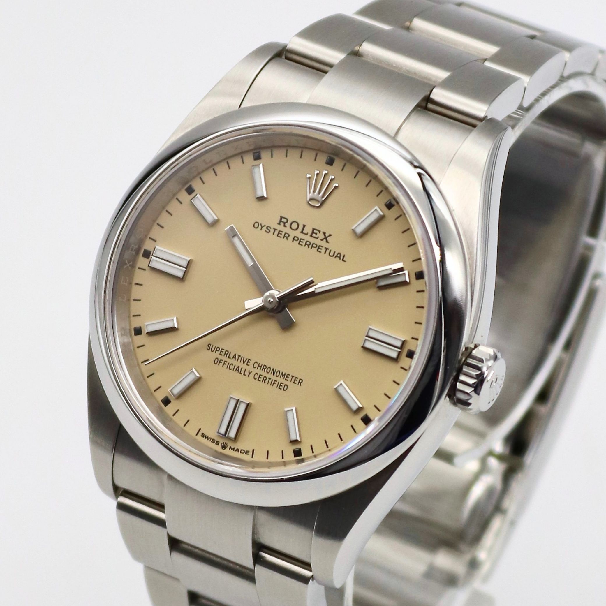 Rolex Oyster Perpetual 36mm Beige Dial Stainless Steel 126000 - Image 2
