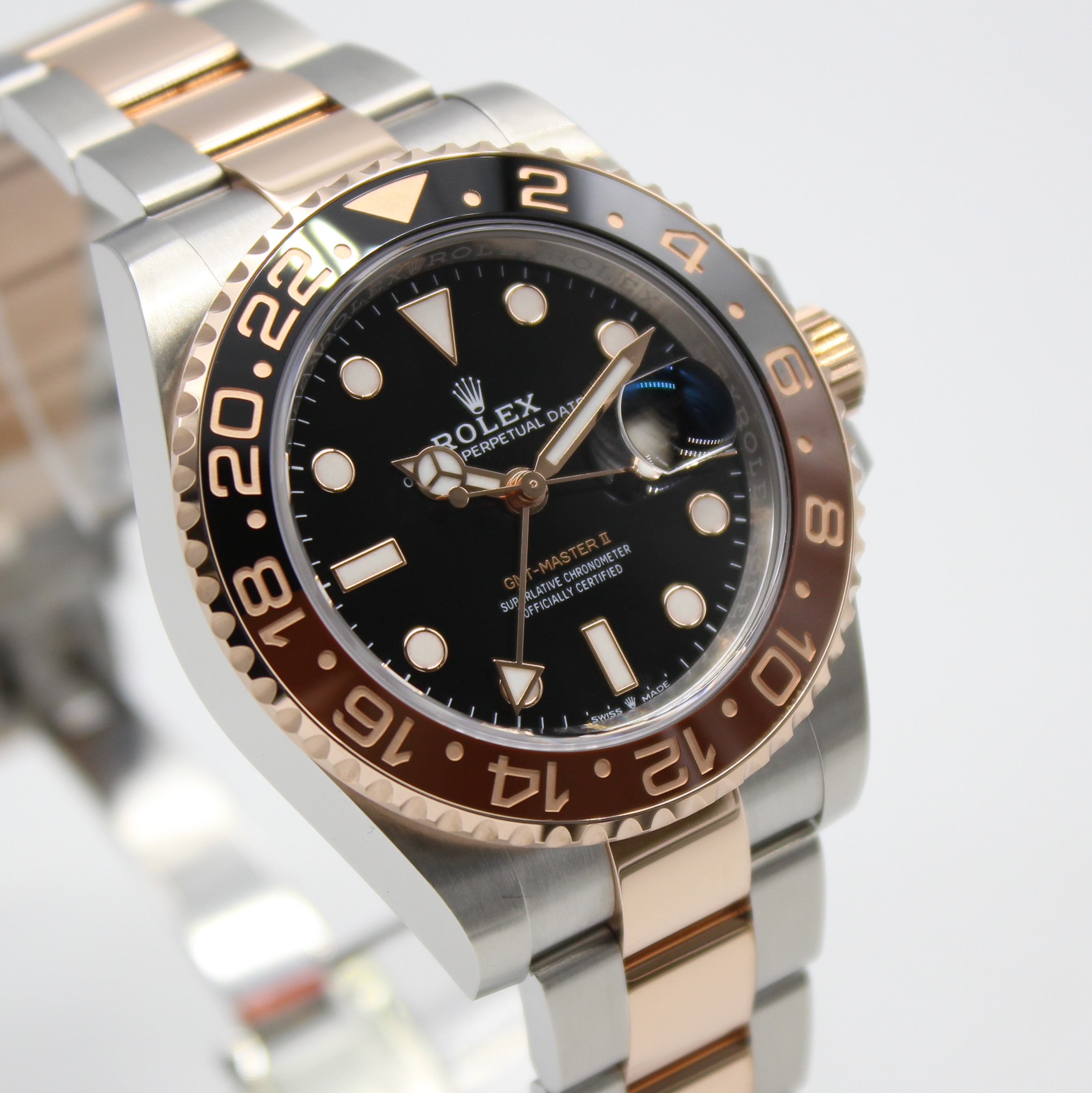 Rolex GMT-Master II 40mm “Rootbeer” 18k Rose Gold/Stainless Steel 126711CHNR - Image 3