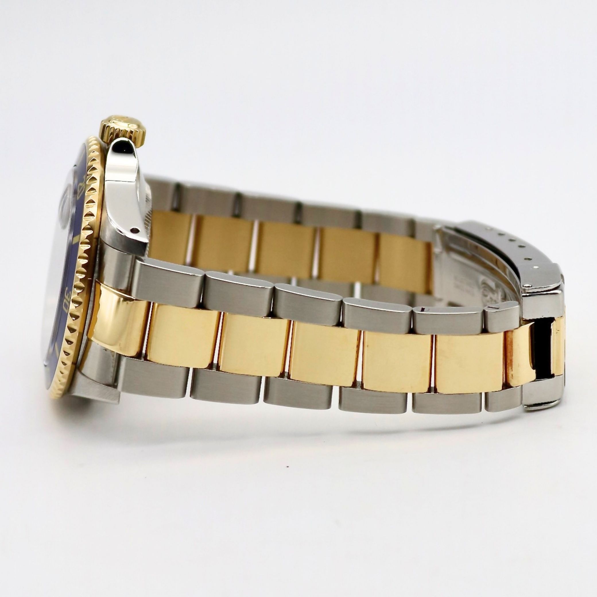 Rolex Submariner Date 40mm "Bluesy" Stainless Steel/18k Yellow Gold 16613 - Image 4