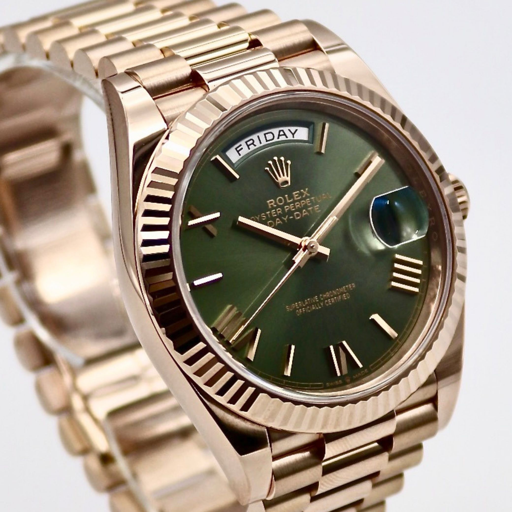 Rolex Day-Date 40mm Olive-Green Roman Dial 18k Rose Gold Fluted Bezel 228235 - Image 3