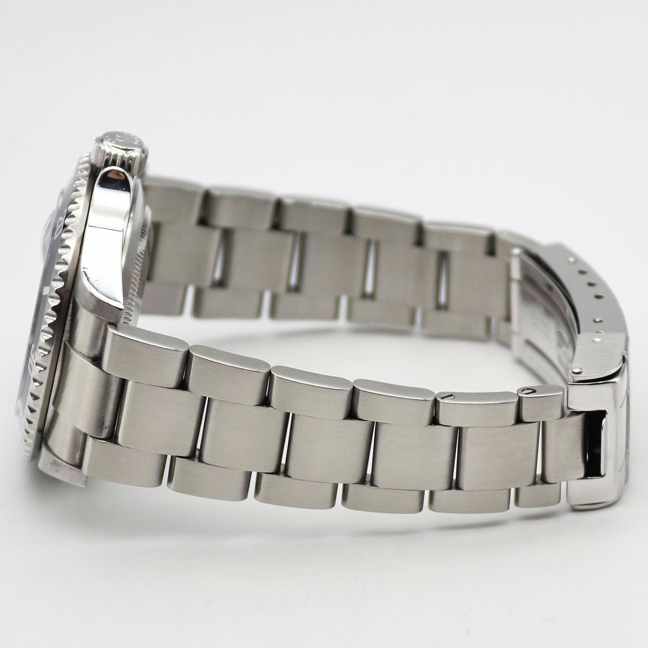 Rolex Submariner Date 40mm Black Dial Stainless Steel 16610LN - Image 4