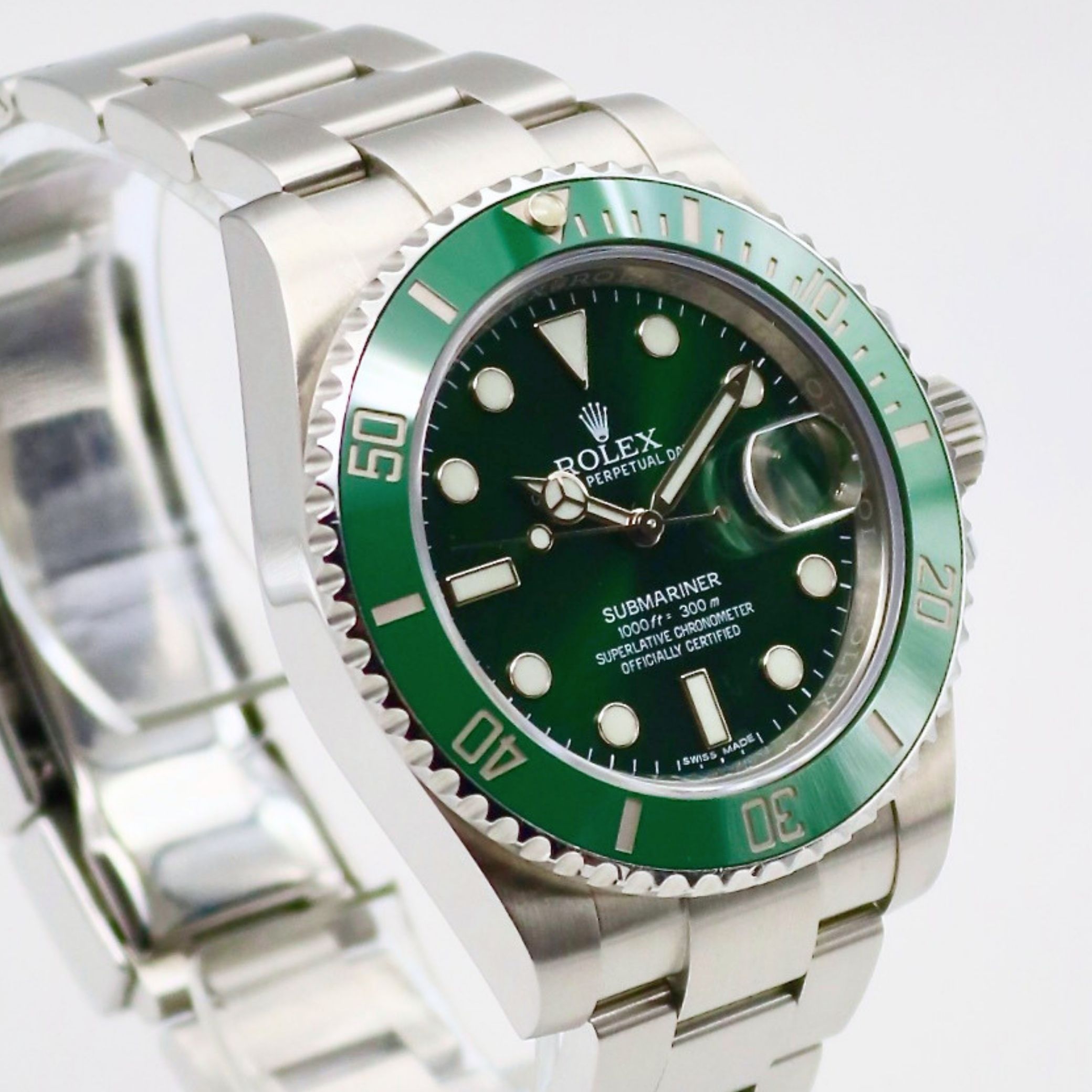 Rolex Submariner Date 40mm 'Hulk' Green Dial Stainless Steel 116610LV - Image 3