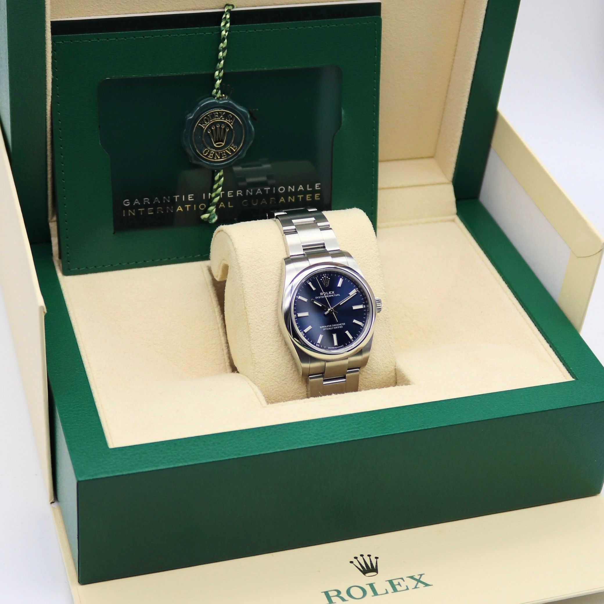 Rolex Oyster Perpetual 34mm Blue Dial Stainless Steel 124200 - Image 7
