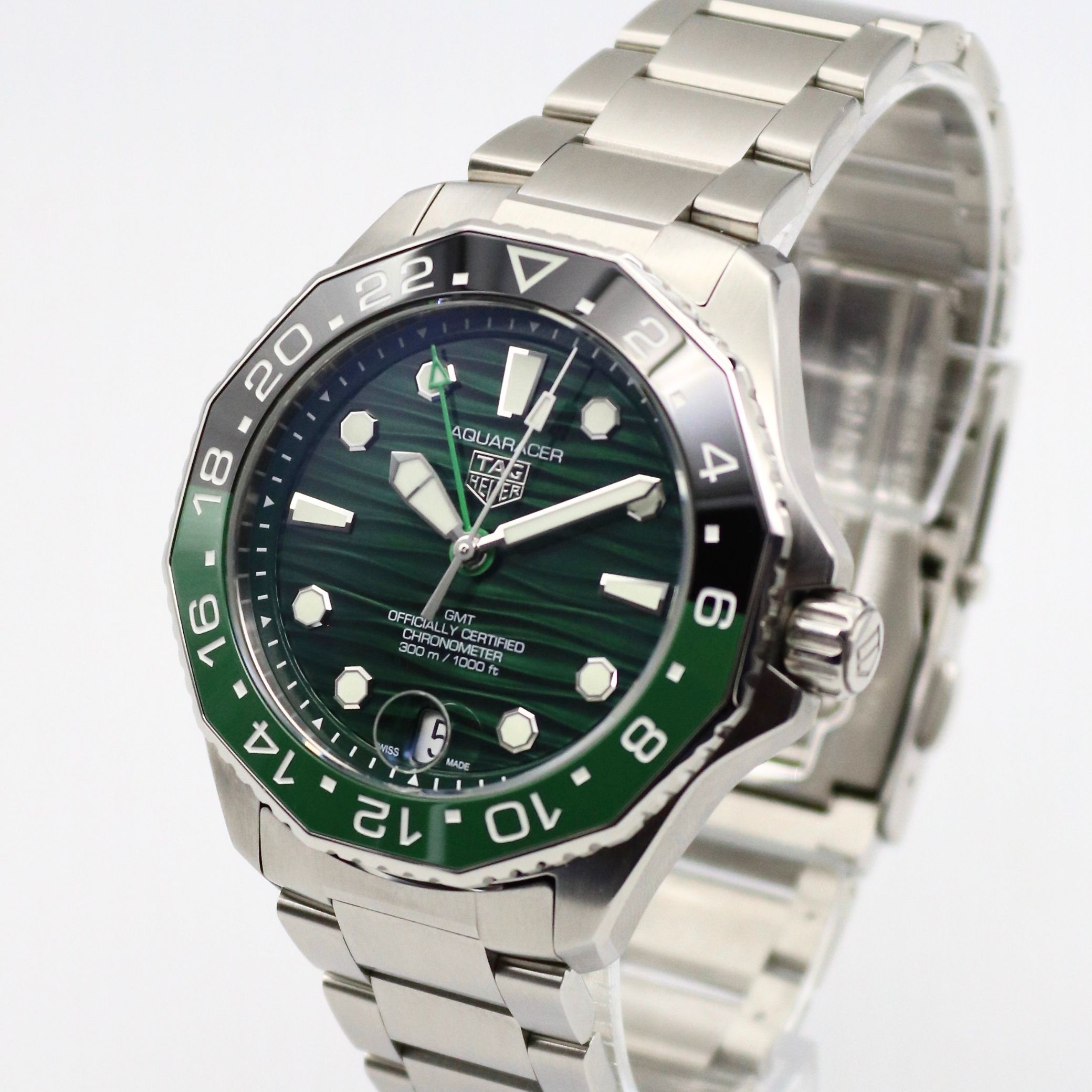 TAG Heuer Aquaracer Professional GMT 300M Green Dial 42mm Stainless Steel WBP5115.BA0013 - Image 3