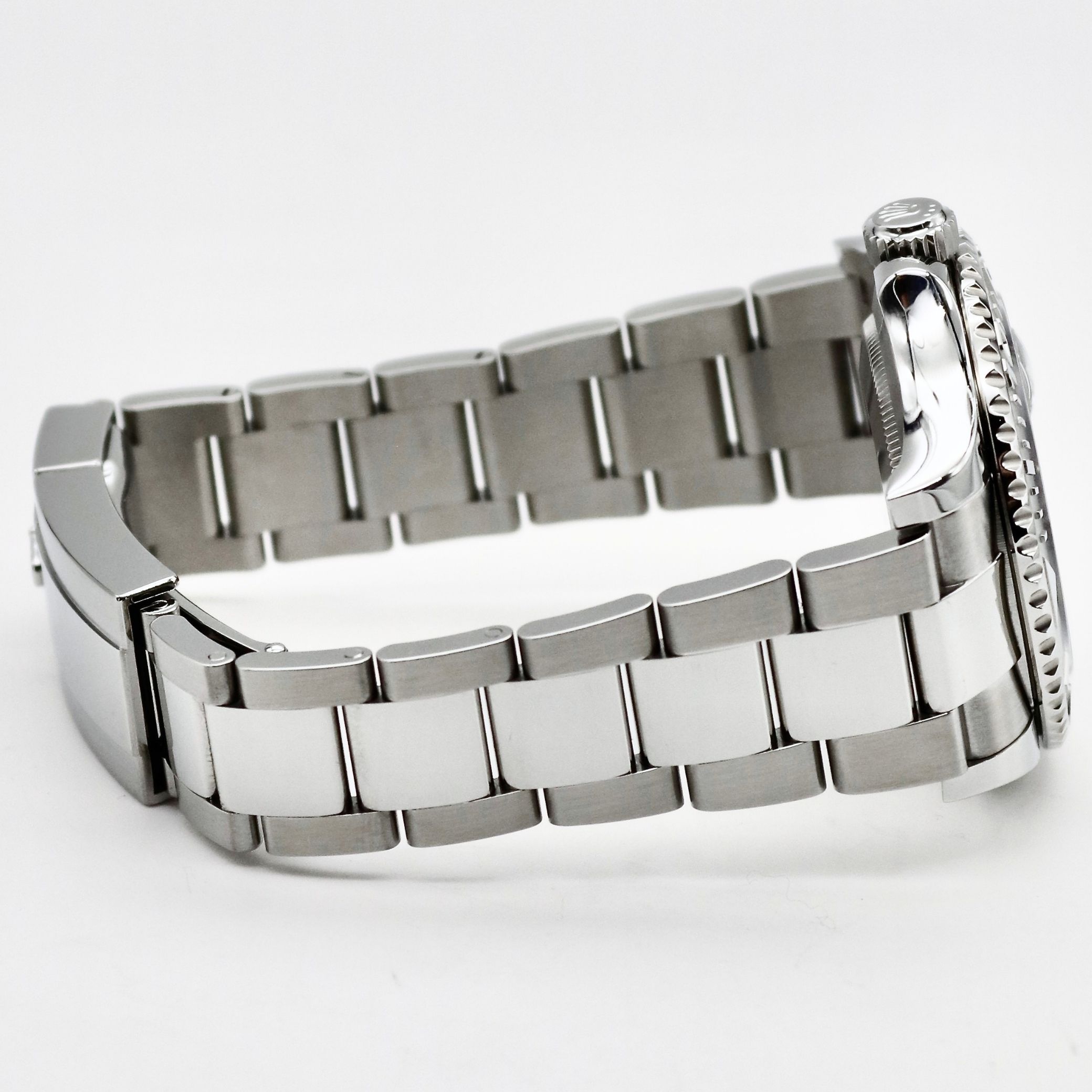 Rolex Yacht-Master 40mm Rhodium Dial Oyster Bracelet 126622 - Image 6