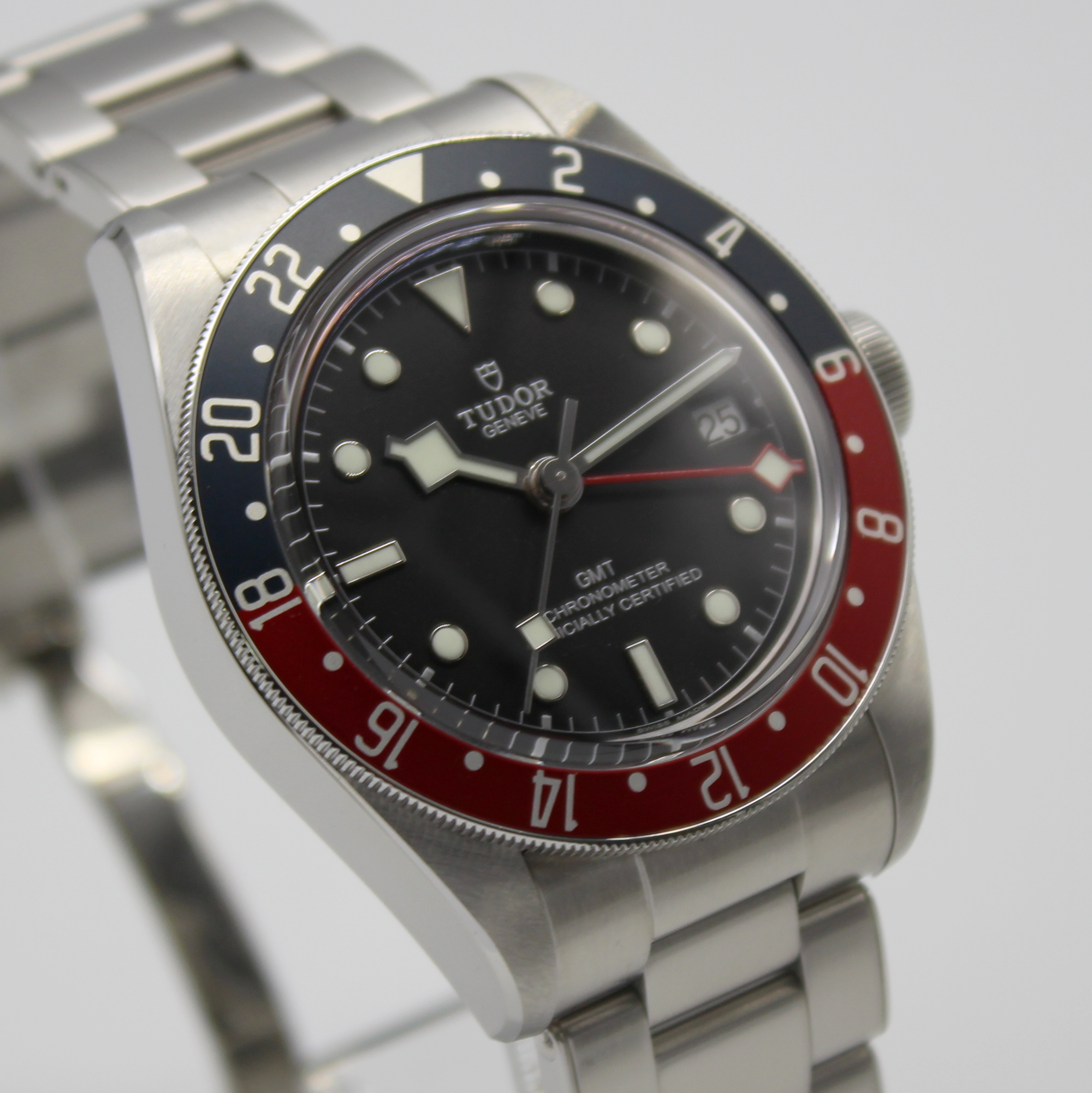 Tudor Black Bay GMT 'Pepsi' 41mm Black Dial Stainless Steel 79830RB - Image 3
