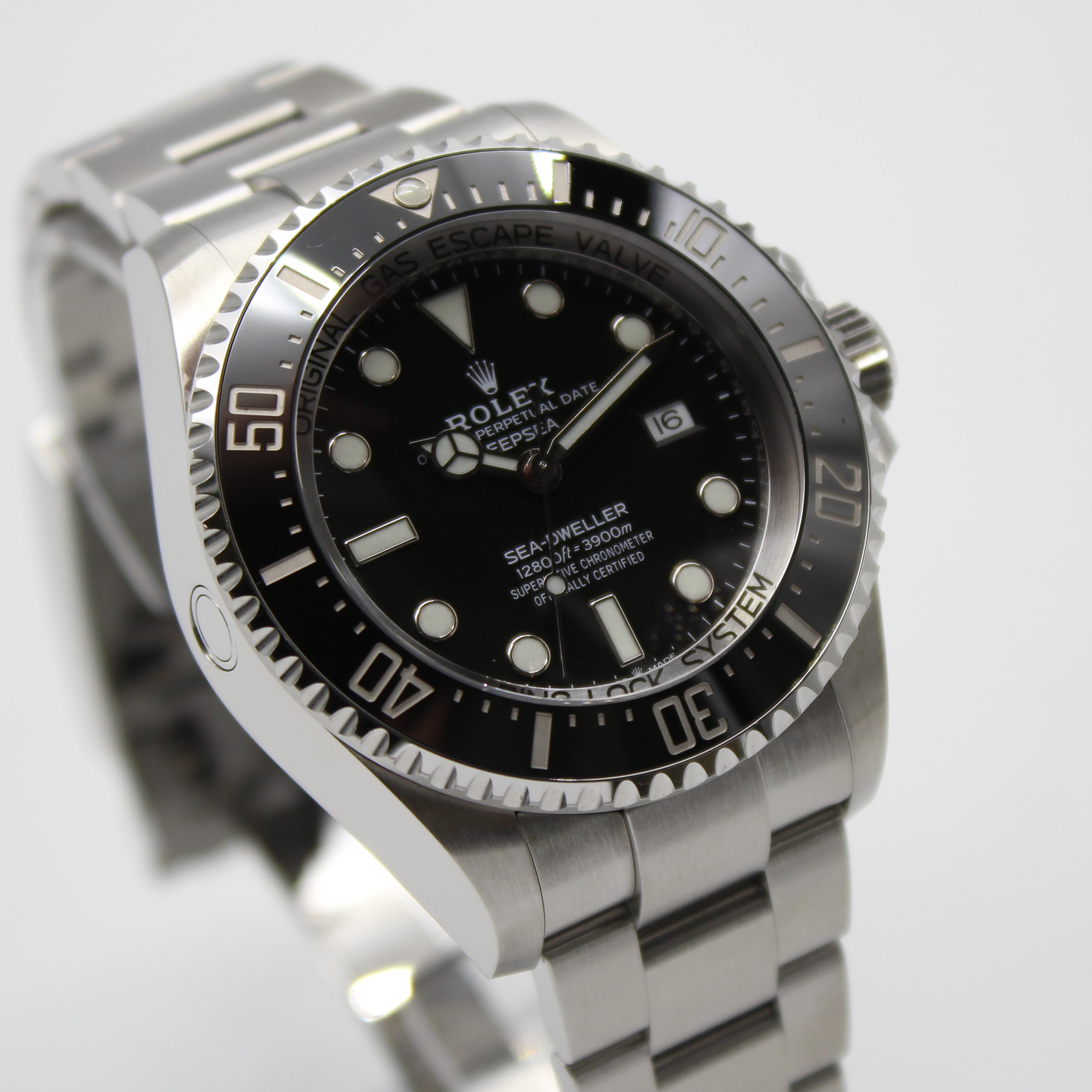 Rolex Sea-Dweller Deepsea 44mm Black Dial Stainless Steel 126660 - Image 3