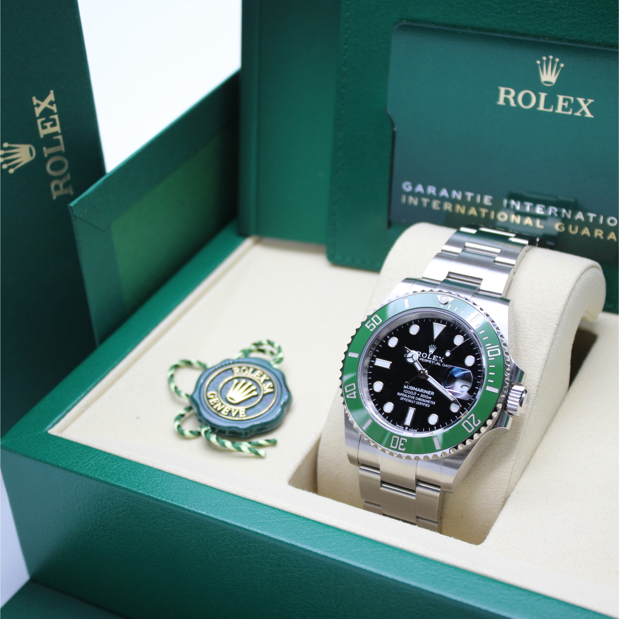 Rolex Submariner Date “Starbucks” 41mm Black Dial Stainless Steel 126610LV - Image 7
